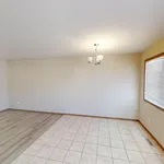 Maison de 1184 m² avec 3 chambre(s) en location à Grande Prairie