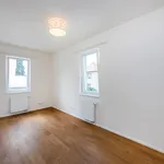 Pronajměte si 4 ložnic/e byt o rozloze 86 m² v chodov