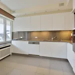 Huur 2 slaapkamer appartement van 120 m² in Ghent