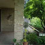 Rent 5 bedroom house of 420 m² in Carimate