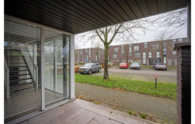 Huur 5 slaapkamer huis van 167 m² in Almere