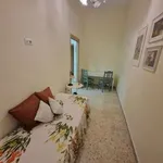 Affitto 3 camera appartamento di 70 m² in Naples