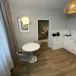 Rent 1 bedroom apartment of 35 m² in dusseldorf