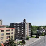 Appartement de 979 m² avec 2 chambre(s) en location à Toronto