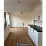 Rent 4 bedroom house in Gravesham