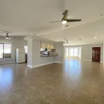 Rent 4 bedroom house of 177 m² in Palm Springs 