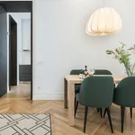 Rent 1 bedroom apartment of 102 m² in Madrid