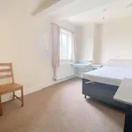 Rent 5 bedroom flat in Malvern Hills