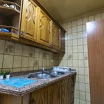 Rent a room of 100 m² in Sevilla