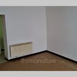 Appartement de 85 m² avec 4 chambre(s) en location à St