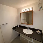 Appartement de 635 m² avec 1 chambre(s) en location à Nanaimo