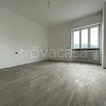 Rent 2 bedroom apartment of 73 m² in Galbiate