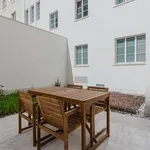 Rent 2 bedroom apartment of 109 m² in lisbon