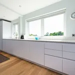 Rent 3 bedroom apartment in London