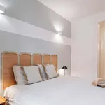 Rent 4 bedroom apartment of 100 m² in Lisboa