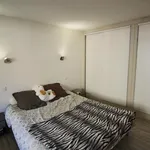 Appartement de 80 m² avec 3 chambre(s) en location à Saint