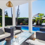 Rent 5 bedroom house of 800 m² in Marbella