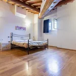 Rent 1 bedroom apartment in Florence