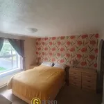 Rent 5 bedroom house in West Midlands