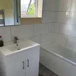 Rent 4 bedroom house in South East England