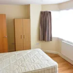 Rent 3 bedroom apartment in Golders Green