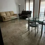 Rent 6 bedroom apartment of 140 m² in Milan