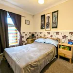 Rent 3 bedroom house in Wales