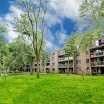 3 bedroom apartment of 548 sq. ft in Montreal