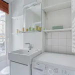 Rent 1 bedroom apartment of 18 m² in Paris