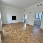 Rent 4 bedroom apartment of 200 m² in Milano