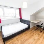 Rent 6 bedroom house in Leeds