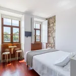 Rent 3 bedroom apartment in Porto