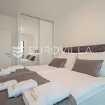 Rent 3 bedroom apartment of 110 m² in Pula