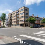 Huur 1 slaapkamer huis van 400 m² in Ostend