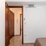 Rent 5 bedroom apartment in Valencia