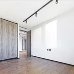 Rent 3 bedroom apartment in London