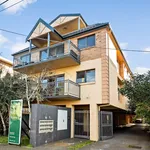 Rent 2 bedroom apartment in St Kilda East