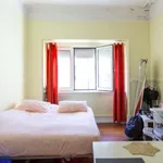 Rent a room in lisbon