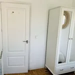 Rent a room of 120 m² in madrid