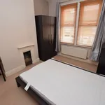 Rent 3 bedroom house in East Midlands