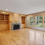 Rent 5 bedroom house of 397 m² in Washington