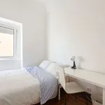 Rent a room in lisbon