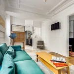 Rent 1 bedroom apartment of 550 m² in Paris