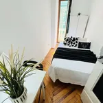 Rent a room of 180 m² in Madrid