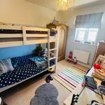 Rent 3 bedroom flat in East Midlands