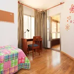 Rent a room of 150 m² in granada