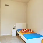 Rent a room in milan