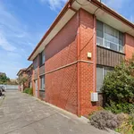 Rent 1 bedroom apartment in Thornbury