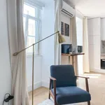 Rent 2 bedroom apartment of 60 m² in lisbon