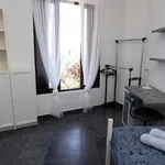 Rent 4 bedroom apartment in Piraeus